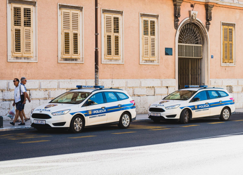 Zaredale se krađe i provale oko Šibenika: Zaključavajte vrata i pazite na torbe, lopovi će iskoristiti svaku nepažnju