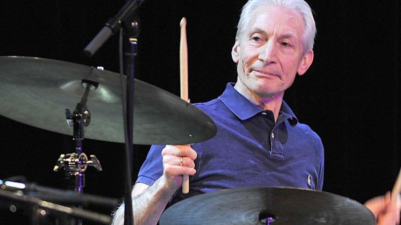 U dobi od 80 godina umro Charlie Watts, legendarni bubnjar Rolling Stonesa