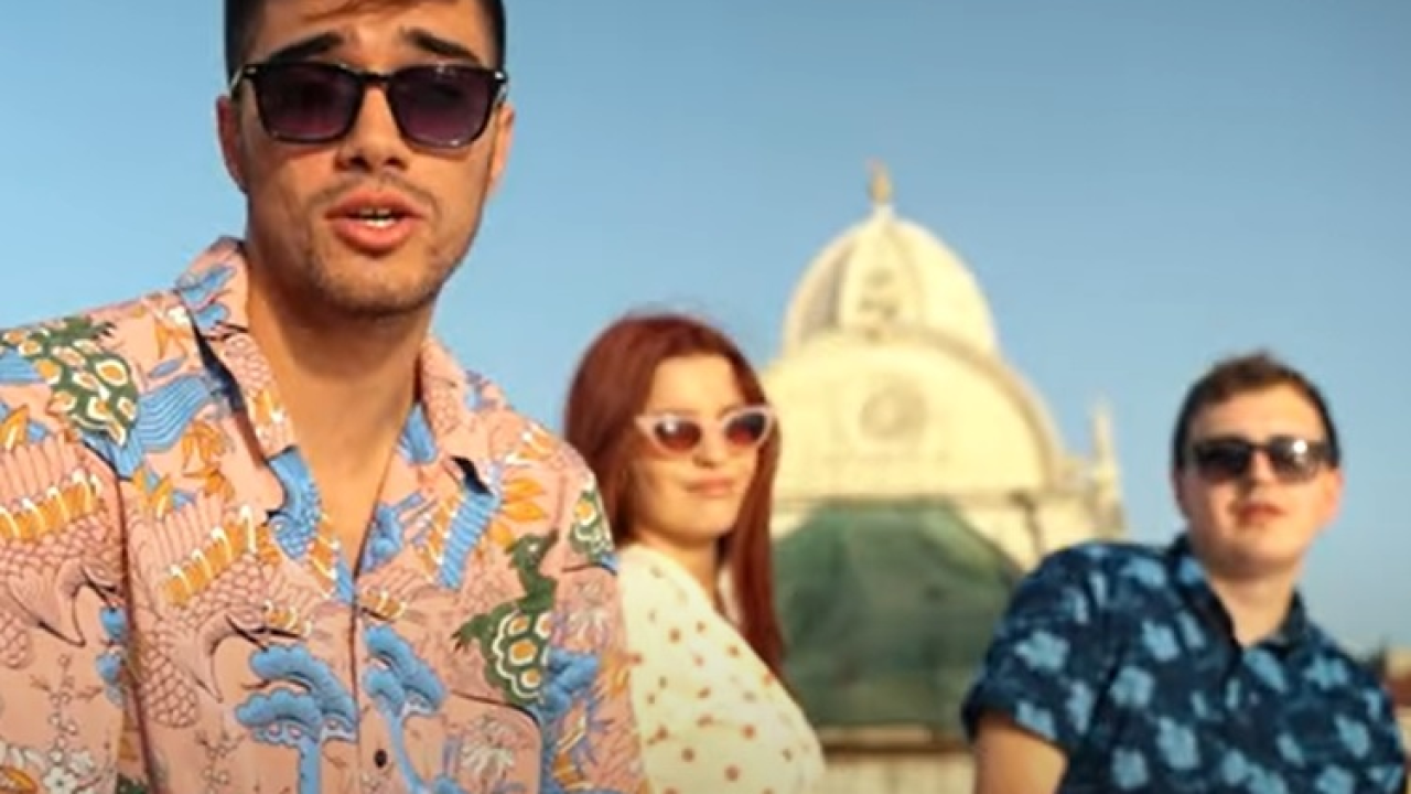 Reperi Bakšiš i Voltoni novi singl posvetili šibenskim curama: Pogledajte 'Šinjorinu'