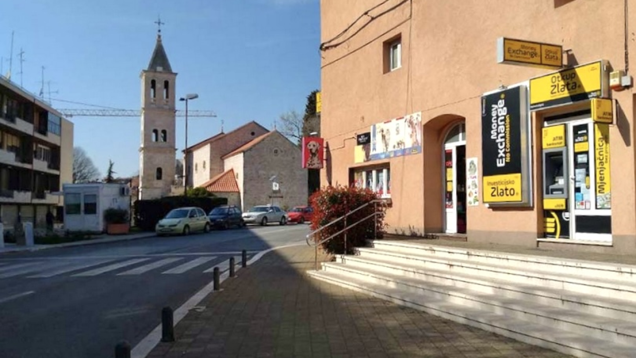 Unovčite svoje zlato u poslovnicama Auro Domusa!