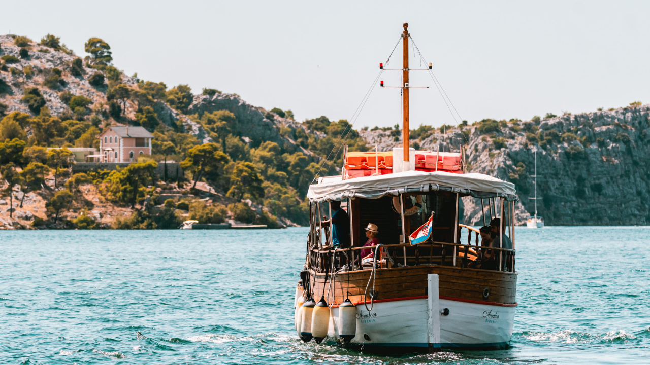 Brodovi za Šibenik i Jadriju plove do polovice mjeseca, imaju i novi vozni red