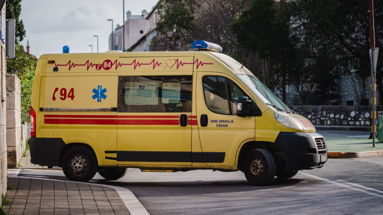 Dijete poginulo u prometnoj nesreći u Bilicama
