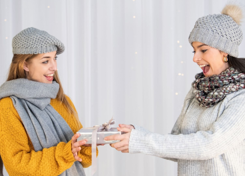 Pronađite savršeni božićni poklon za sve žene koje volite!