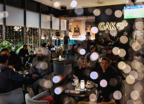 Uživajte u predivnoj božićnoj atmosferi u omiljenom GAK caffeu!
