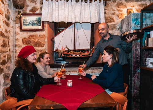 Osladite se vrhunskim delicijama iz konobe Brošćica u Tisnom!