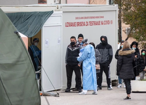 Na testiranje se čeka i po nekoliko danas, pao interes za cijepljenje