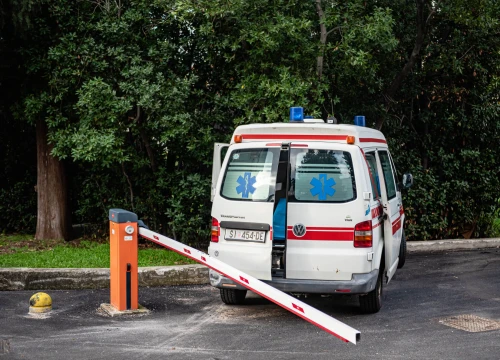 Stožer objavio podatke: U nedjelju 7333 novozaraženih i 37 preminulih s covidom