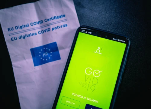 Ustavni sud: Covid potvrde u javnom sektoru su ustavne i zakonite