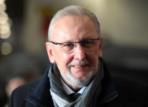 Božinović pozitivan na covid, ima blage simptome