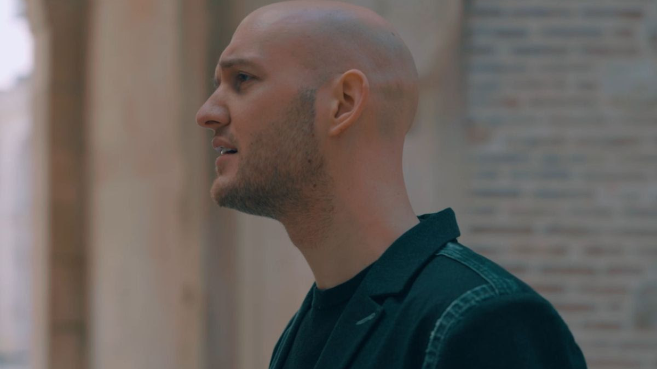 Marko Škugor i klapa Madre Badessa objavili spot za 'Ti budi ti' iz hit serije Kumovi