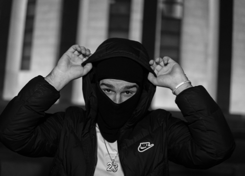 Hip hop iz Drniša podržao i Bore Balboa: Josip Pekas Peki objavio singl Antisocijalan