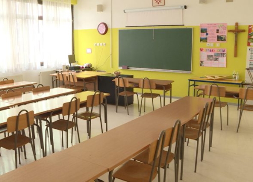 Hrvatska među prvima uvodi umjetnu inteligenciju u osnovne i srednje škole