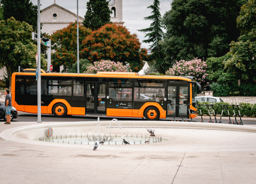 Prvi dan novog gradskog prijevoza: 'Veliki je ovo napredak od vremena kad nitko nije imao pojma kad će bus doći'
