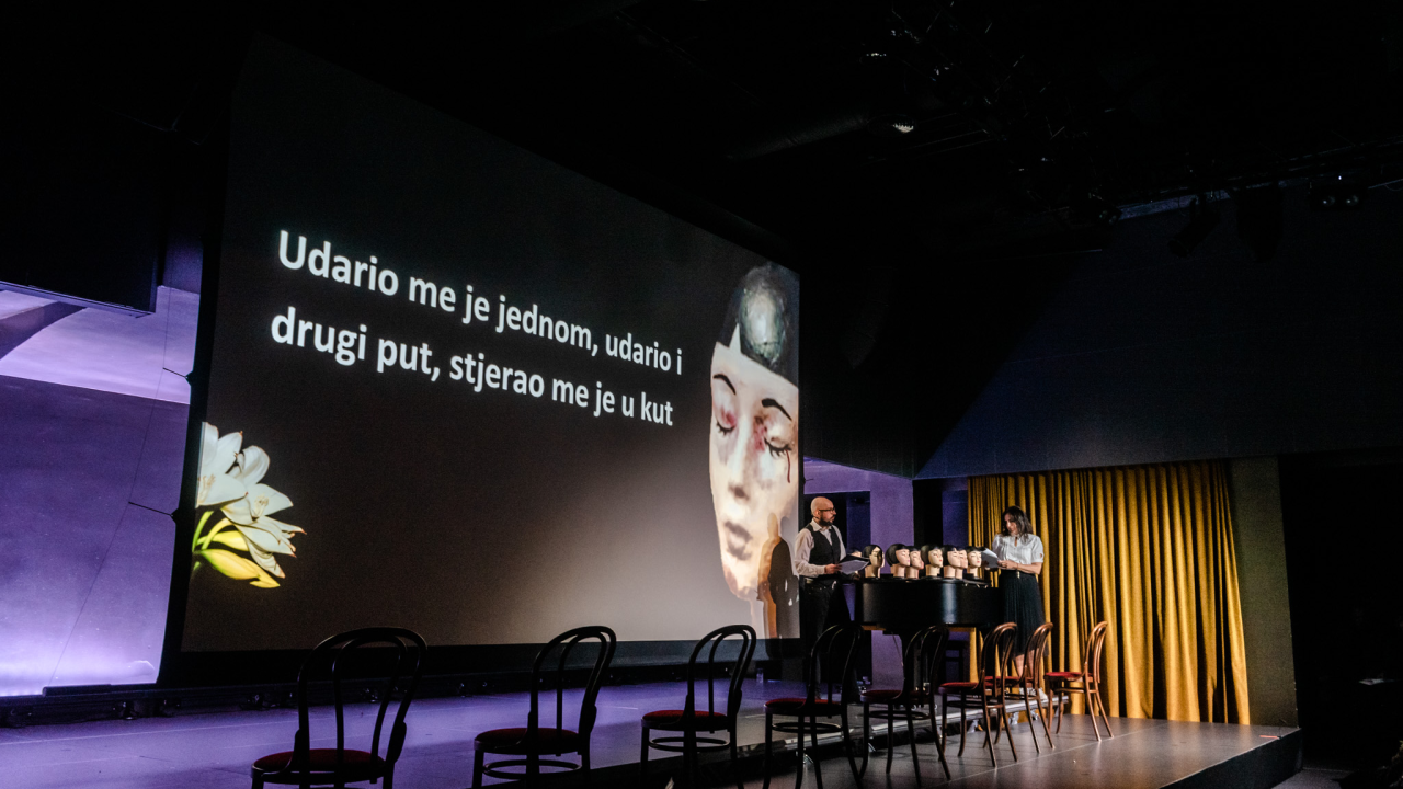 Predstava 'Progovori' u Arsenu: 'Svjedočanstvima žena na drastičan način šaljemo poruku da treba reći stop nasilju'