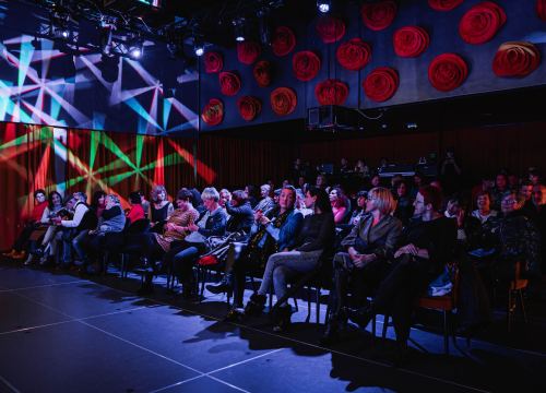 Stavovi mladih prema politici: Danas u Arsenu predstavljanje rezultata društvenog istraživanja