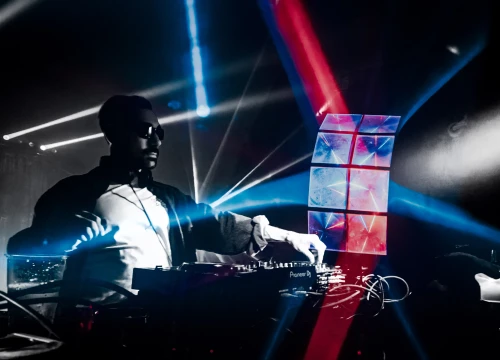 Fotografija 10 - Rasplesana novogodišnja zabava u Tunelu uz milanski duo Modular Project