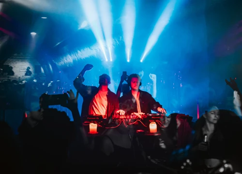 Fotografija 1 - Rasplesana novogodišnja zabava u Tunelu uz milanski duo Modular Project
