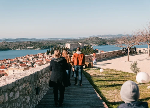 Fotografija 11 - Sedmi rođendan Baronea: Slavljenička sunčana nedjelja i odlična atmosfera na šibenskoj tvrđavi