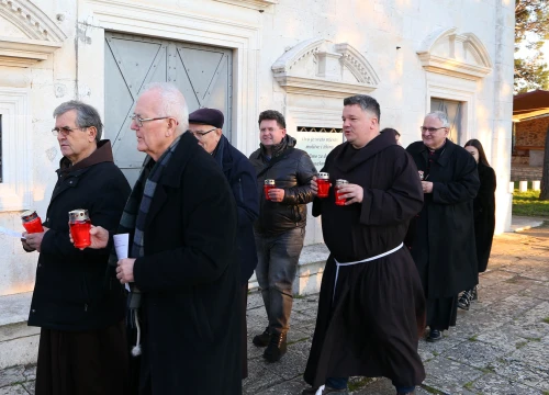 Fotografija 5 - U Vrpolju obilježen dan posvećenog života
