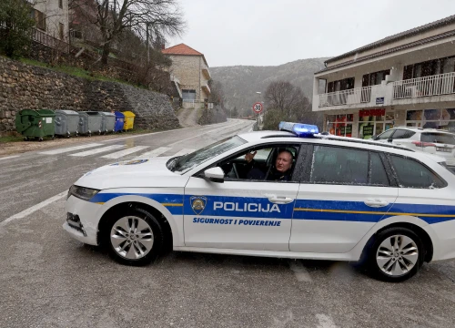 Fotografija 4 - Trenutno stanje: I dalje bez slobodnog pravca iz Dalmacije prema unutrašnjosti i obrnuto