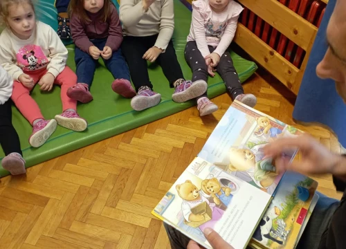 Fotografija 33 - Tate iz dječjeg vrtića 'Šibenska maslina' cijeli tjedan djeci predstavljali svoje poslove
