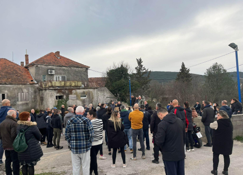 Mještani Rakovog sela protiv prodaje stare škole: 'Ta zgrada mora imati javnu namjenu!'