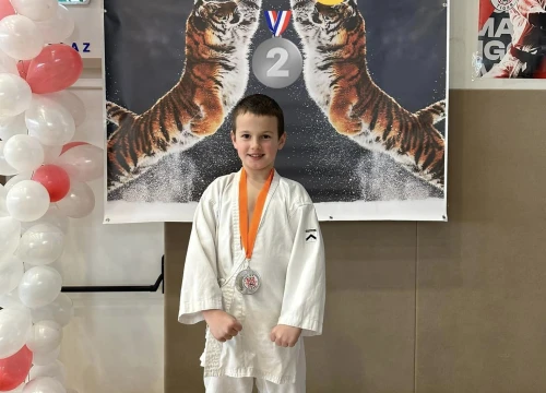 Fotografija 2 - Odličan uspjeh Karate kluba Murter na turniru u Sisku
