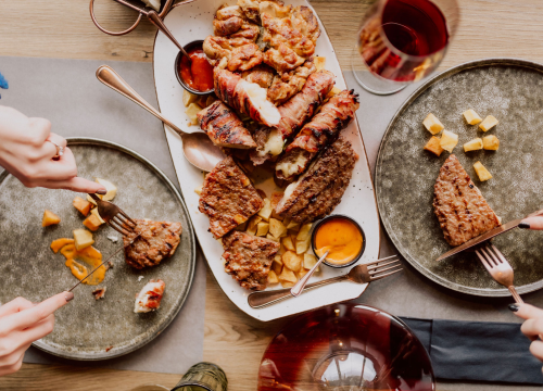 Isprobajte nenadmašne mesne plate u bistrou 'Kod starog'!