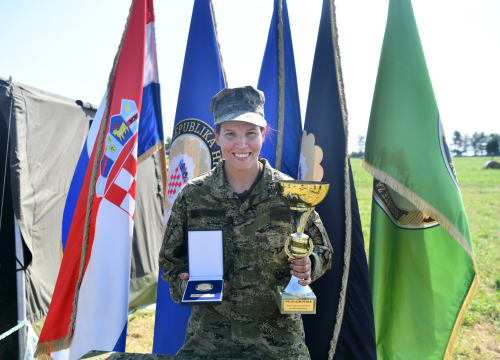 Šibenčanka Tina Bura, najbolja ročnica generacije: 'Vojska je sada moj stil života!'