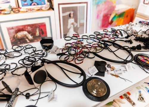 Fotografija 8 - U Galeriju Juraj Dalmatinac stigle zimske kolekcije dizajnerske odjeće i nakita