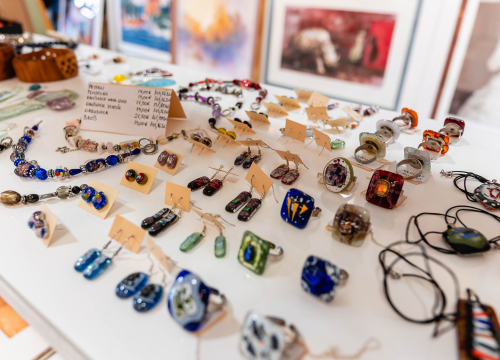 Fotografija 9 - U Galeriju Juraj Dalmatinac stigle zimske kolekcije dizajnerske odjeće i nakita