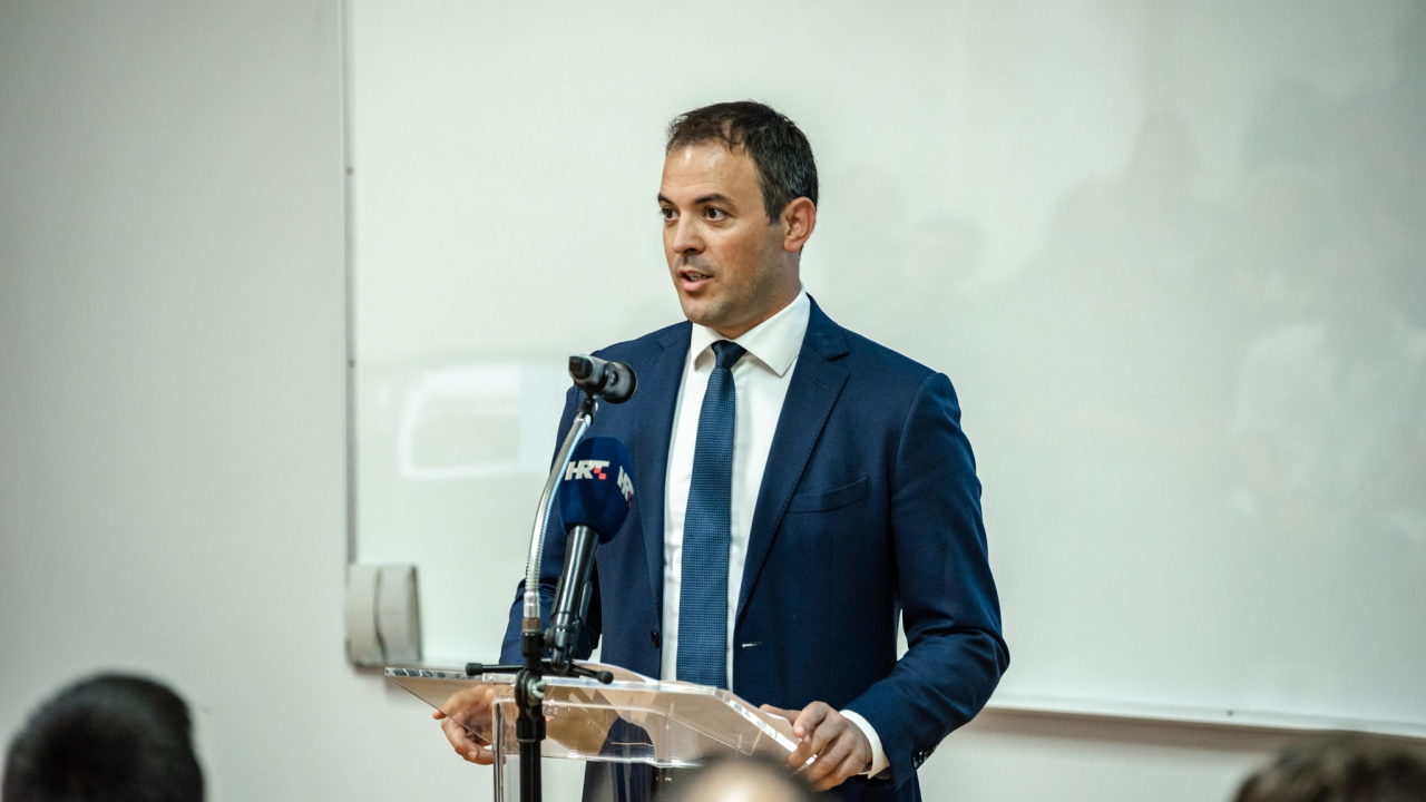 Ljubo Runjić, dekan VUŠ-a: 'Među rijetkima u državi bilježimo rast broja upisanih studenata'