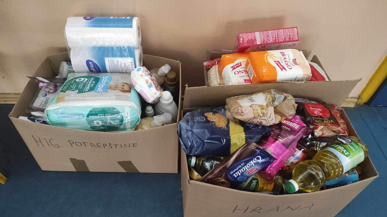 Šibenski Agenti dobrote u novoj akciji: 'Usamljenom starcu treba ogrjev, a mnoge obitelji nemaju hrane'