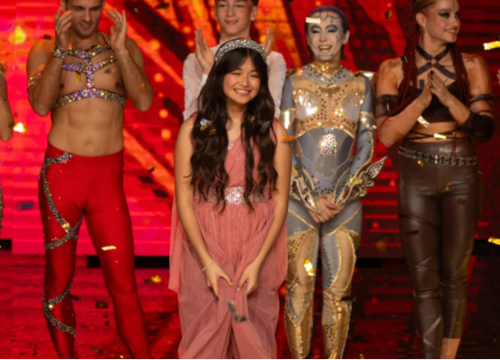 Pobjednica Supertalenta je dvanaestogodišnja Filipinka Chriztel, pjevala je Doris Dragović