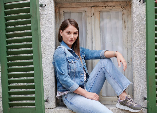 Šibenska glumica Mirna Mihelčić u tajnosti rodila djevojčicu