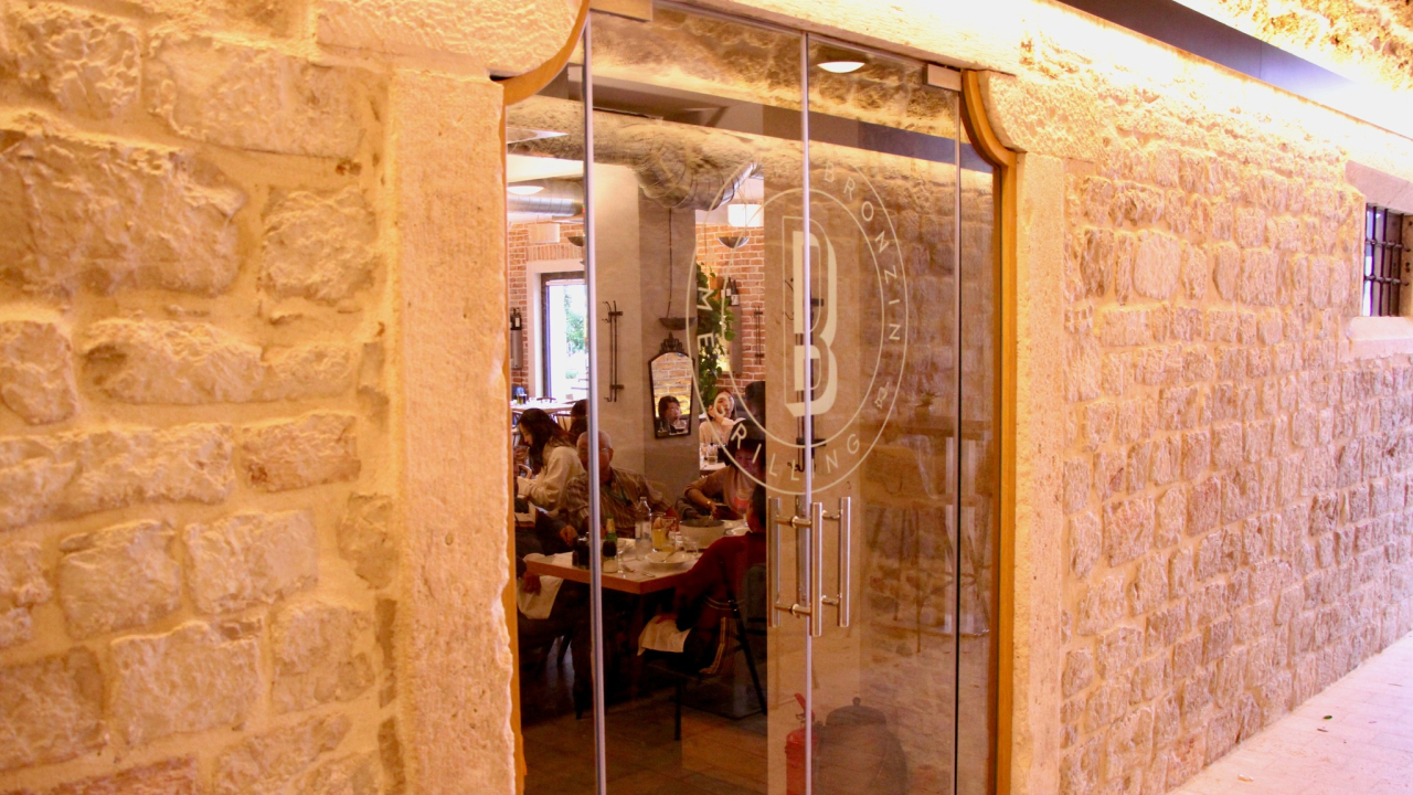 Provedite zimske dane u najboljoj atmosferi restorana Bronzin!