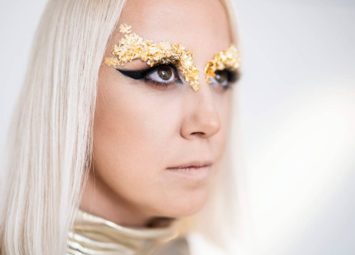 U Azimut stiže Sassja, regionalna MC kraljica