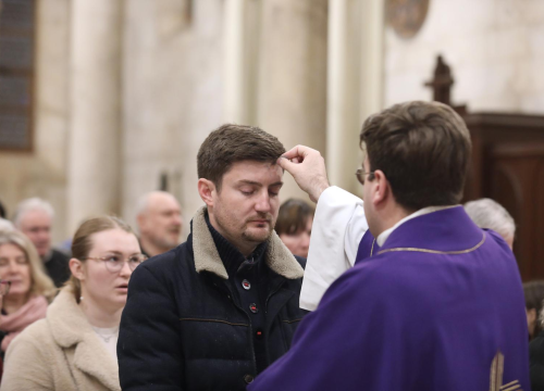U katedrali održano misno slavlje s obredom pepeljenja