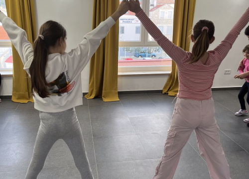 Fotografija 3 - Romina i Juliette Španjolsku i Francusku zamijenile Murterom: 'Zima je ovdje puna života'