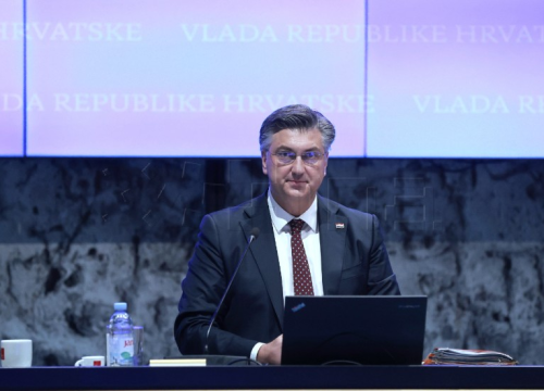 Usvojene uredbe temeljem kojih rastu plaće u državnoj i javnim službama