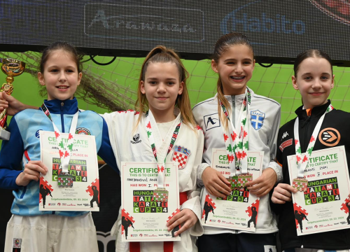 Karataši KK Okit popeli se na pobjedničko postolje u Mađarskoj