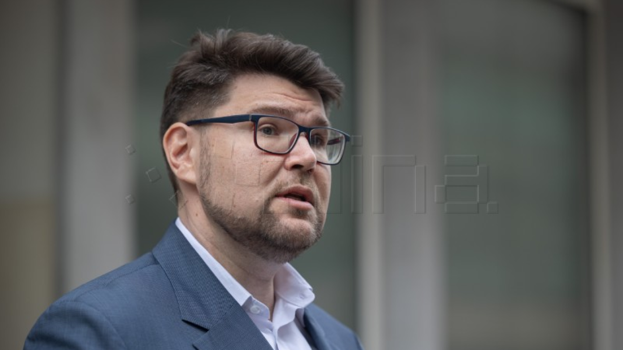 Grbin: 'Nema formalno-pravne zapreke da Milanović bude na našoj listi'