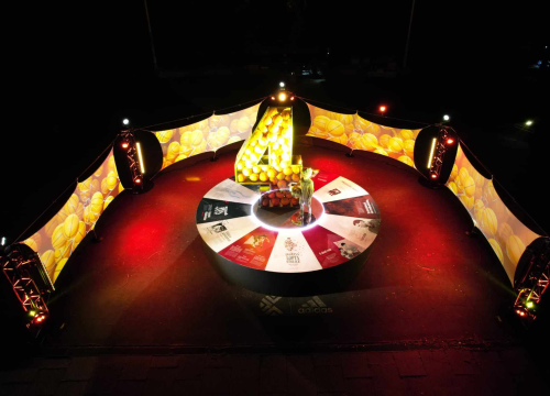 'Dvorana, lopta, stolice': Instalacija Dražena Petrovića stigla na zagrebački Festival svjetla