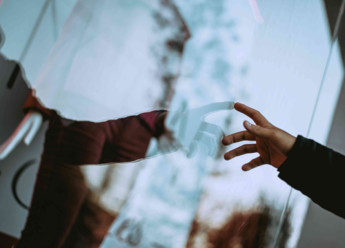 Ljudski dodir može smanjiti bol, depresiju i tjeskobu