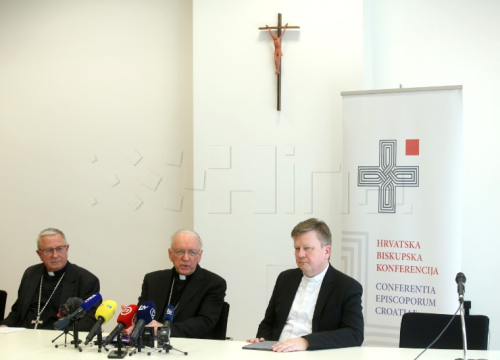Hrvatski biskupi raspravljali o obljetnicama, kocki, stranim radnicima i školstvu