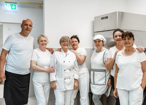 Nada i Snježana kuhaju za šibenske mališane preko 30 godina: 'I dan danas nas pamte po paštašuti'