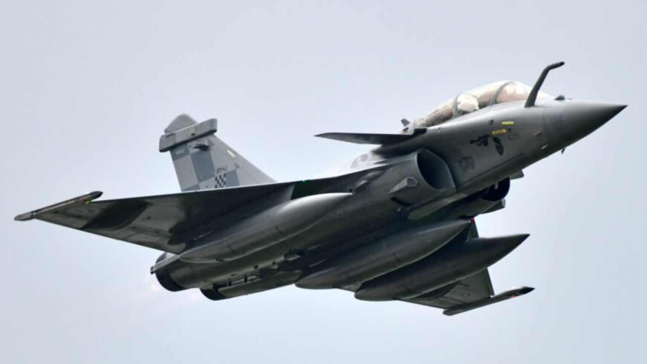 Piloti HRZ-a svakodnevno provode dnevne i noćne letačke aktivnosti: 'Moguća kratkotrajna buka'