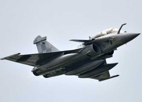 Piloti HRZ-a svakodnevno provode dnevne i noćne letačke aktivnosti: 'Moguća kratkotrajna buka'