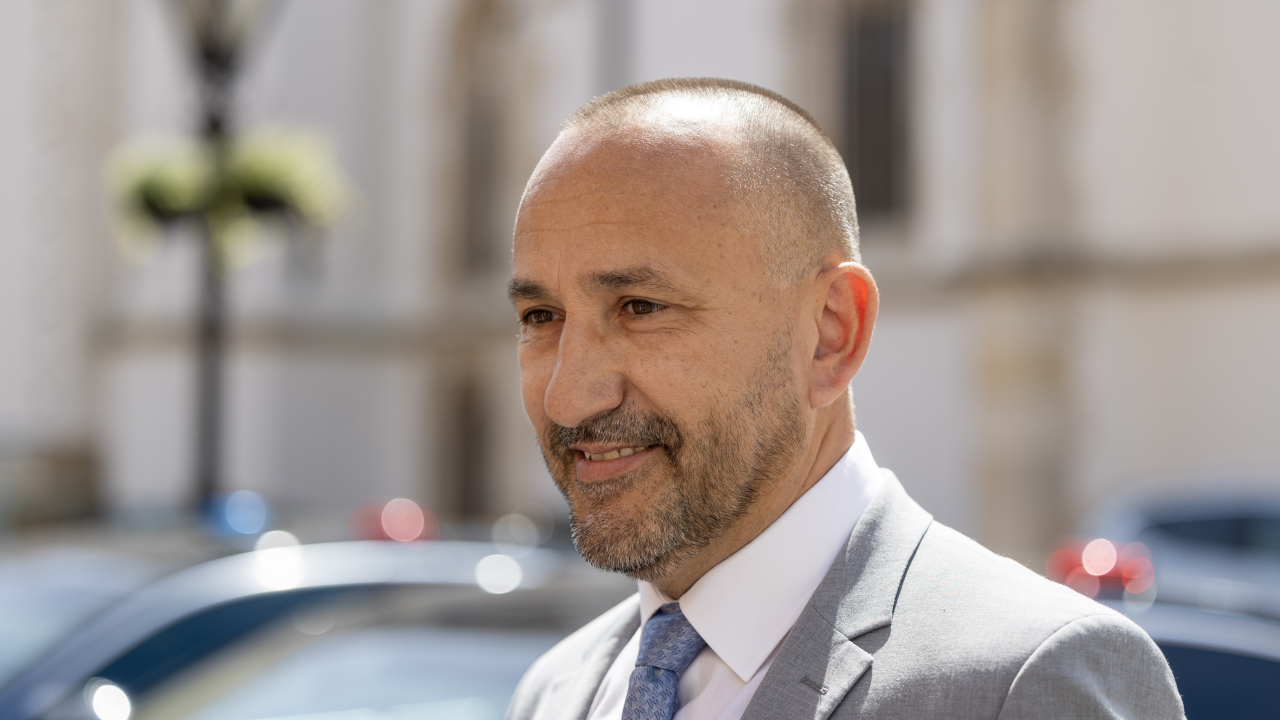 Plenković se sastao s dosadašnjim partnerima u Vladi: Sutra će s manjincima