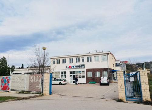 Iznajmljuje se atraktivan uredski prostor u Šibeniku!